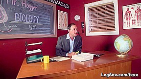 A Little Extra Credit – Charlie Lynn and Andy Mann – Leg Sex