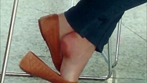 Shoeplay Orange flats