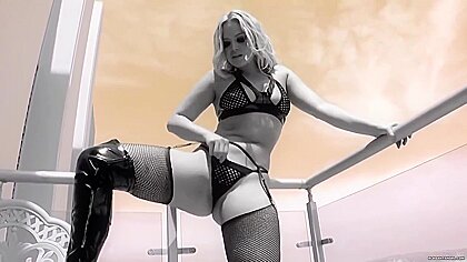 Alexis Texas Loves Anal