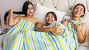 Amateur Latina Teen Sluts Go Wild On BWC American In Homemade Threesome